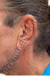 Ear Man White Average